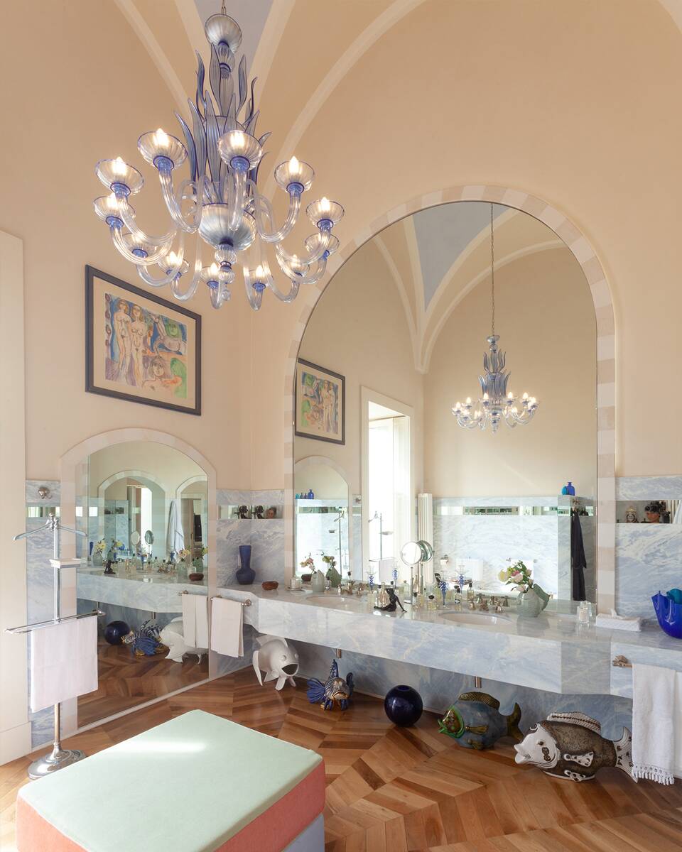 En suite bathroom