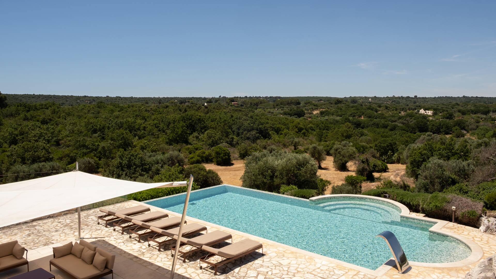 luxury  villa Trullo Siepe in Puglia with private  swimming pool