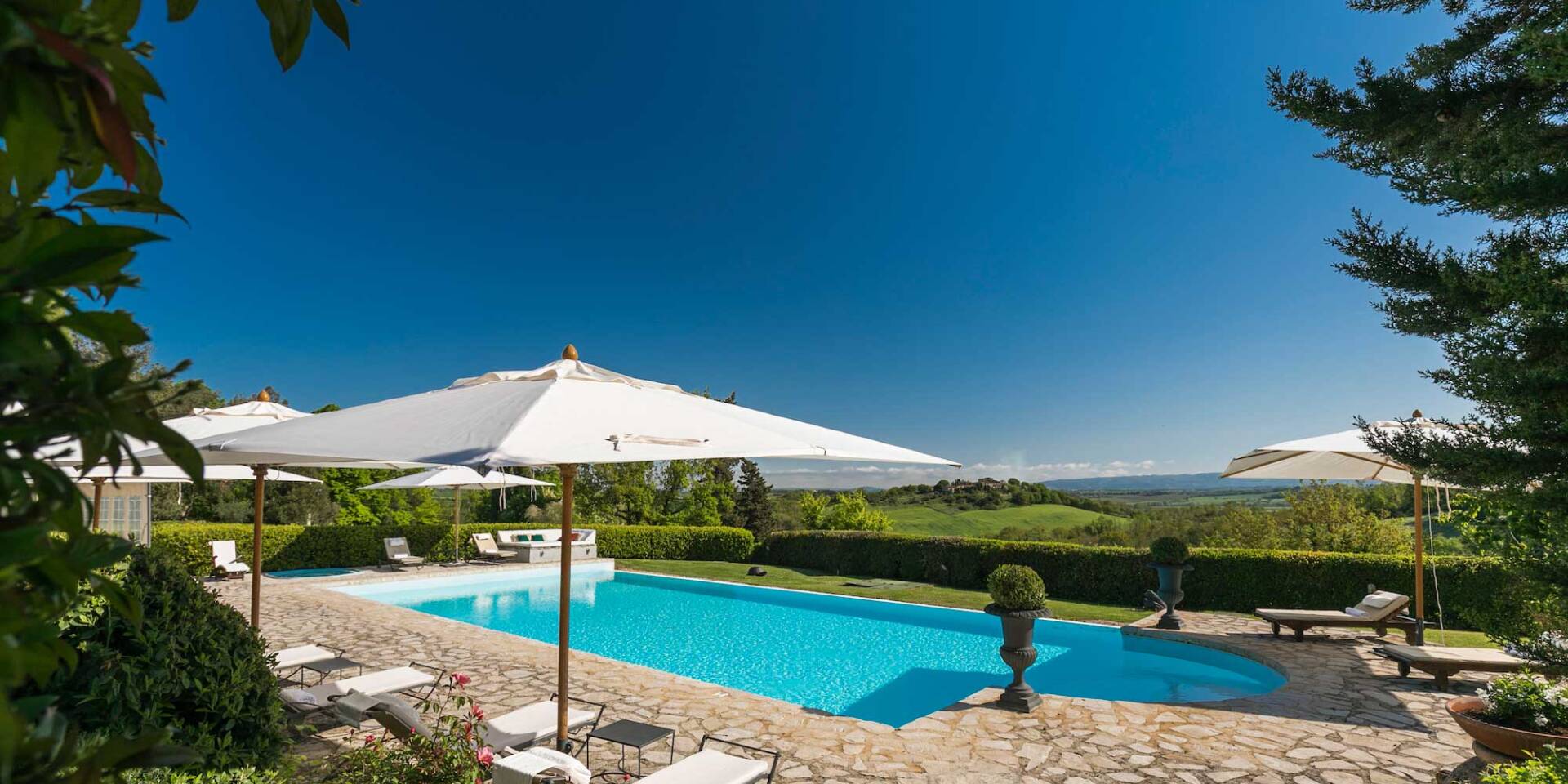 villa contessa