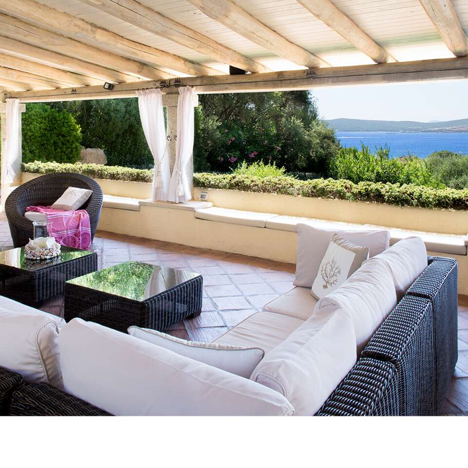 outdoor sitting area with sea view