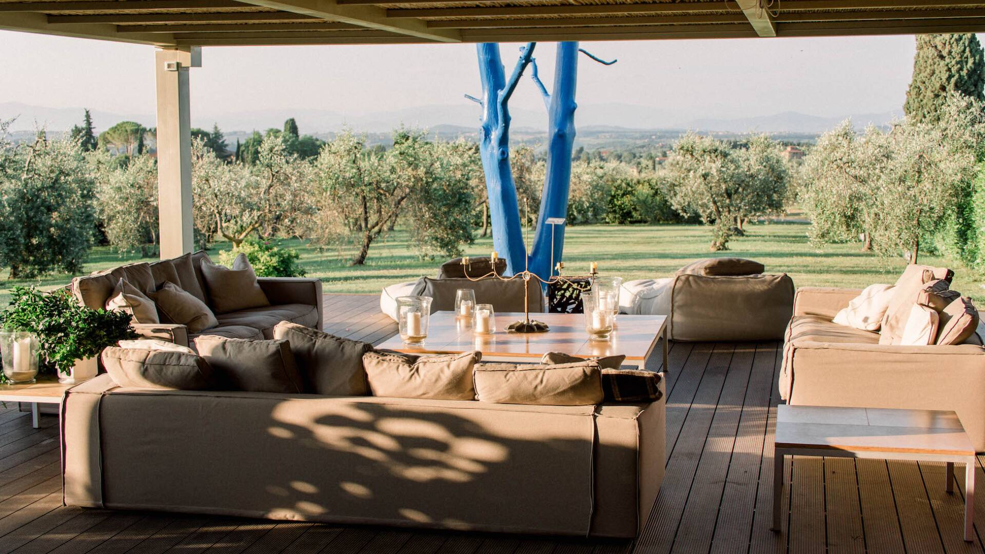 luxury traditional vacation villa in Tuscany