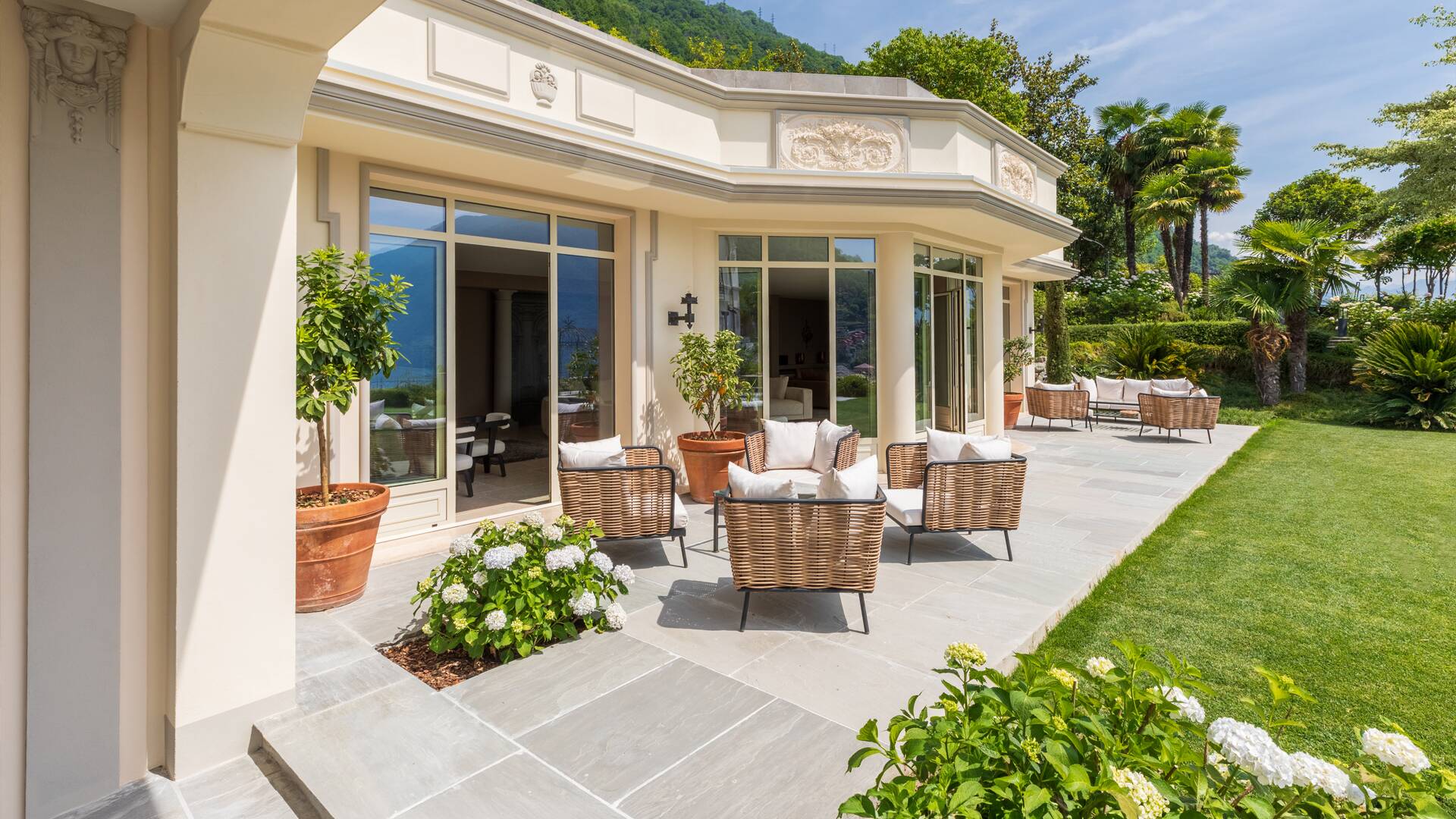 Outdoor table