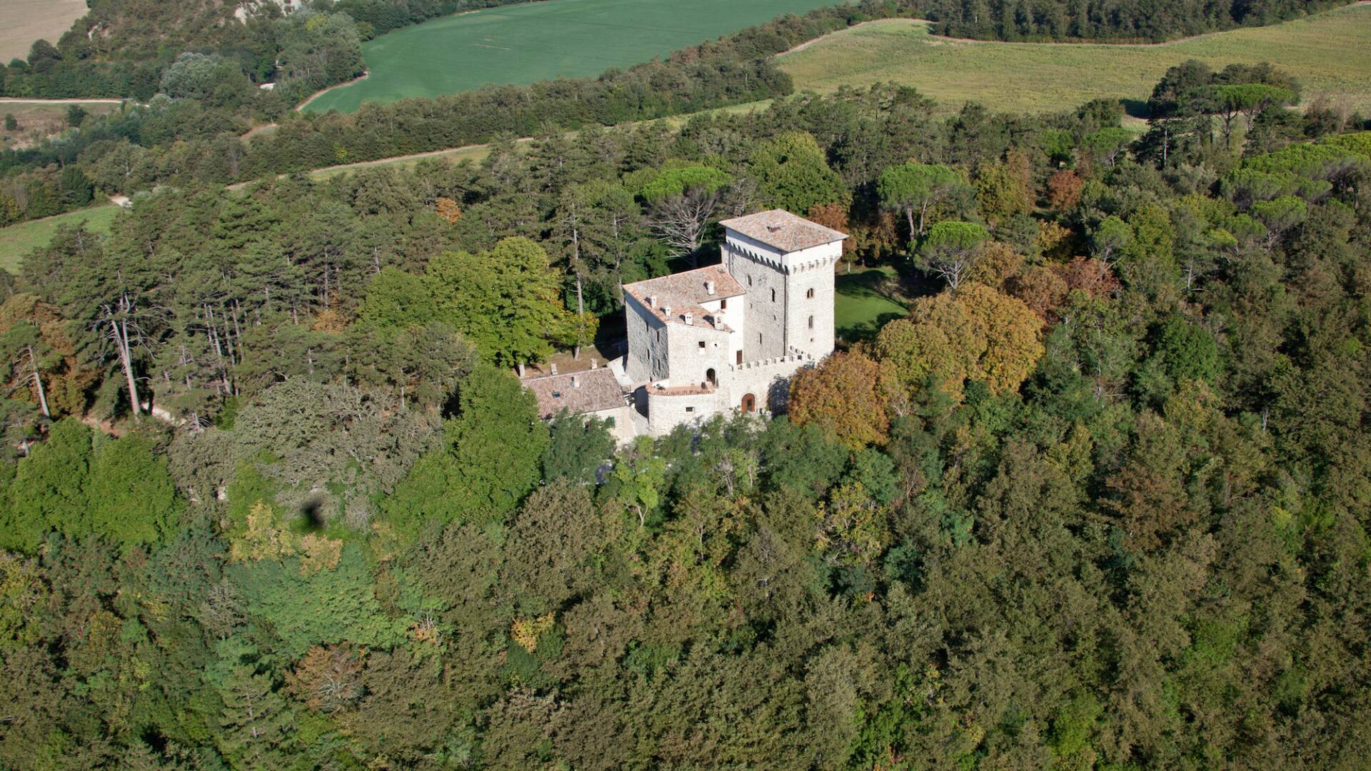 historic castle for rent in Umbria