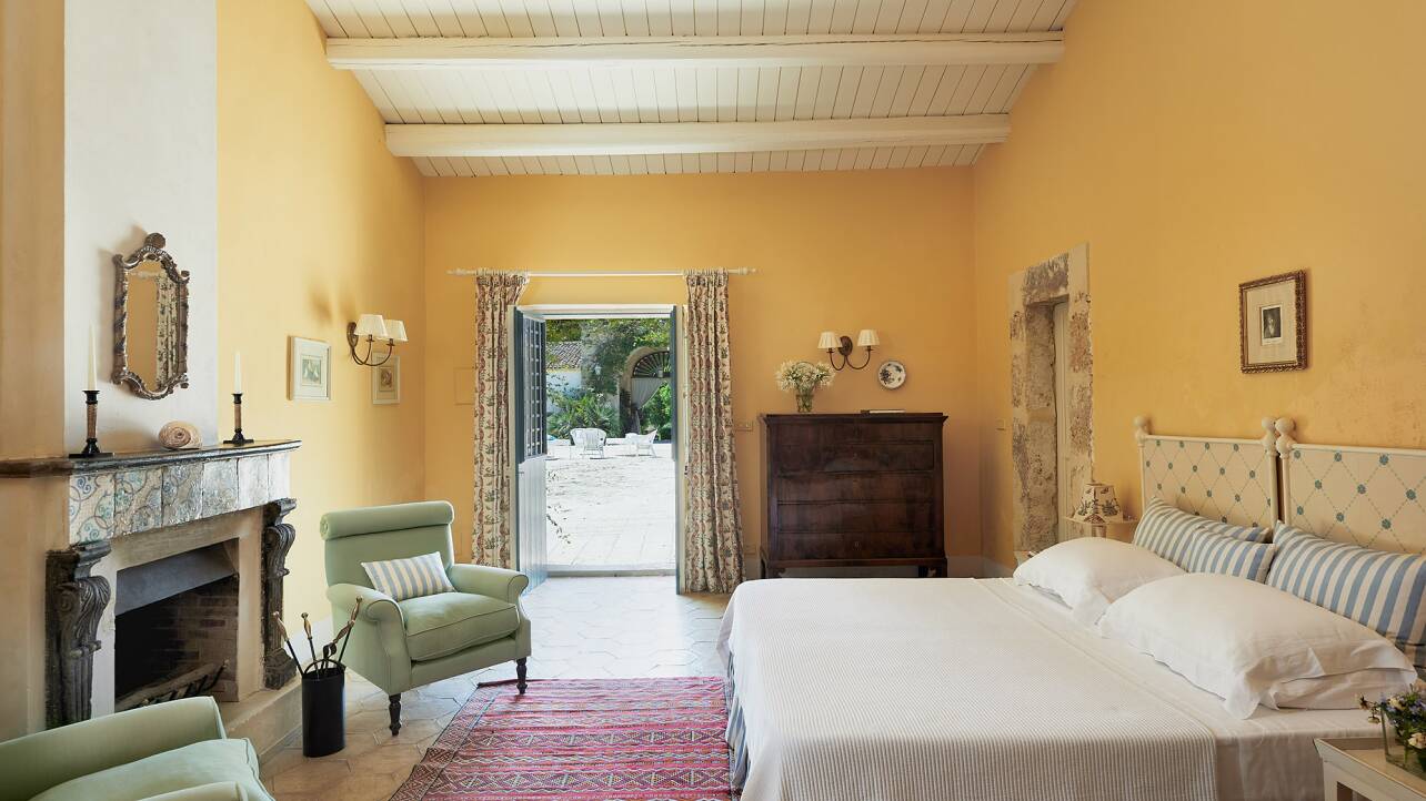 Luxury villa Siciliana for rent in Sicily, Siracusa Home In Italy