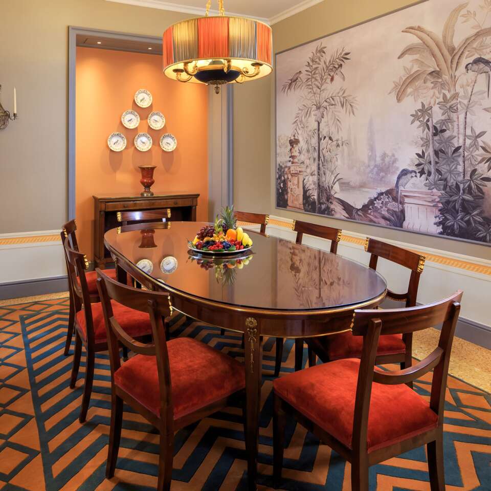 Villa Malakoff, dining room, Como lake