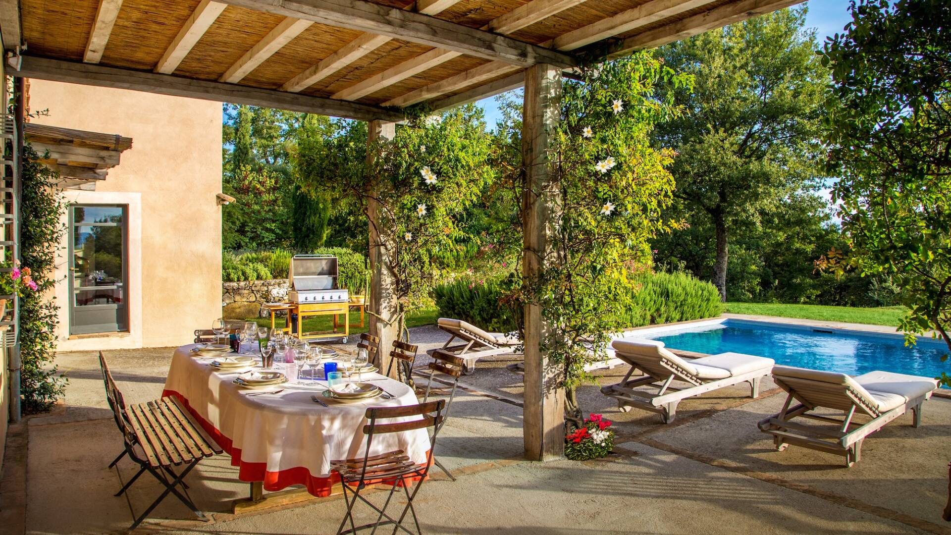 outdoor patio with BBQ