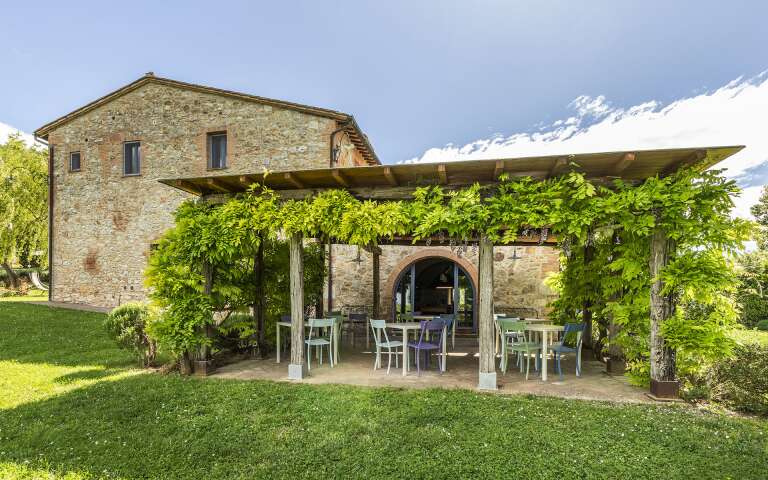 al fresco dining table