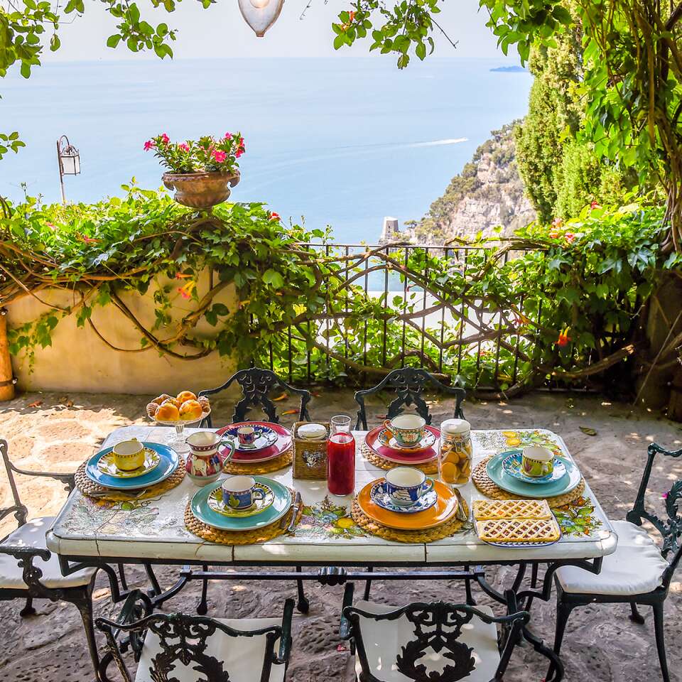 alfresco dining area with sweeping views