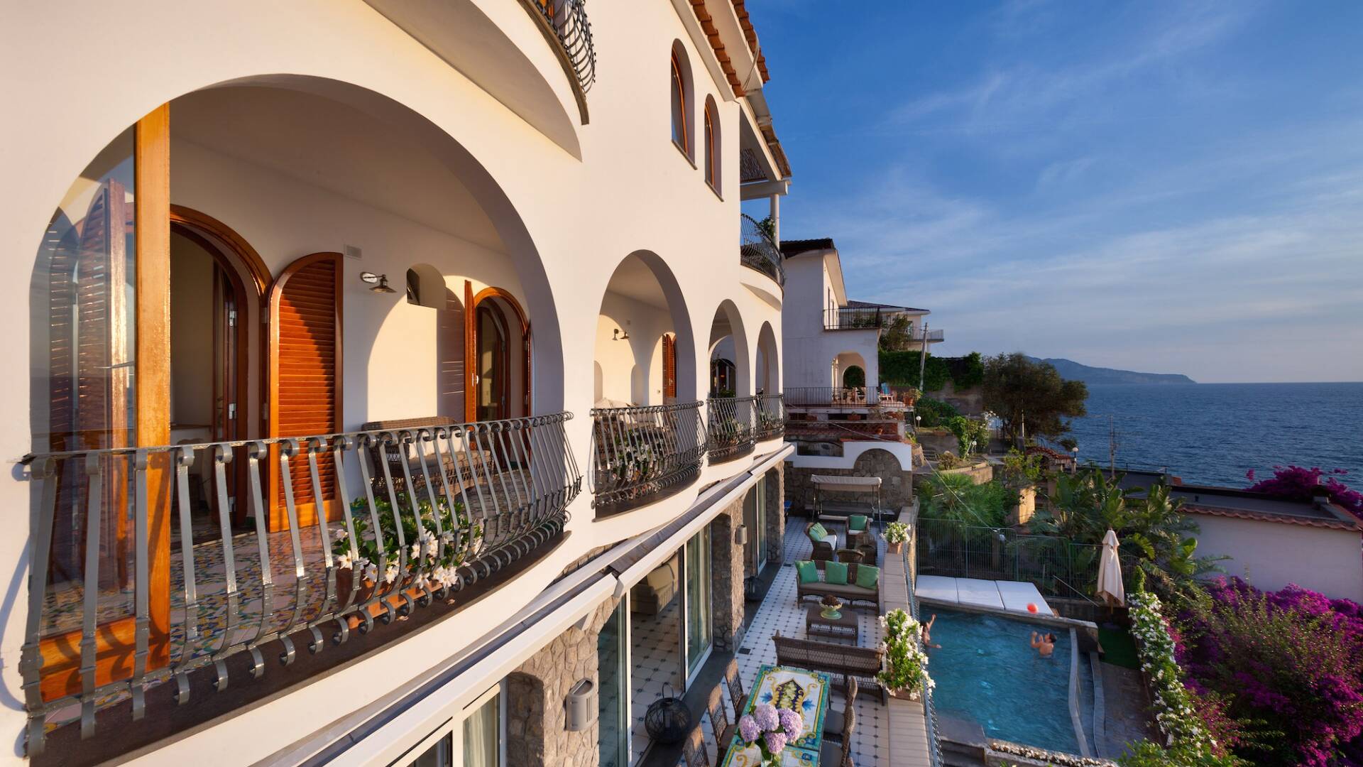 luxury vacation villa Partenope