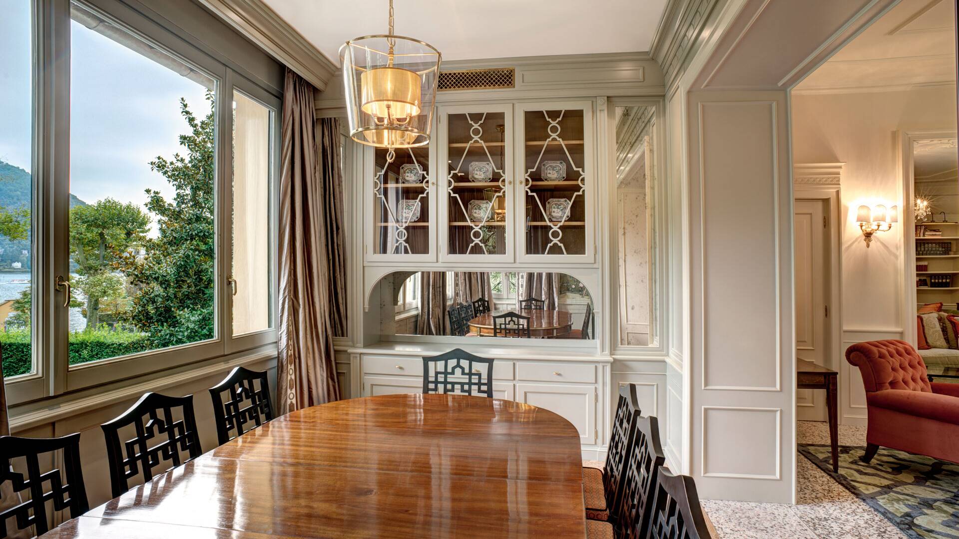 Villa Garrovo, dining room