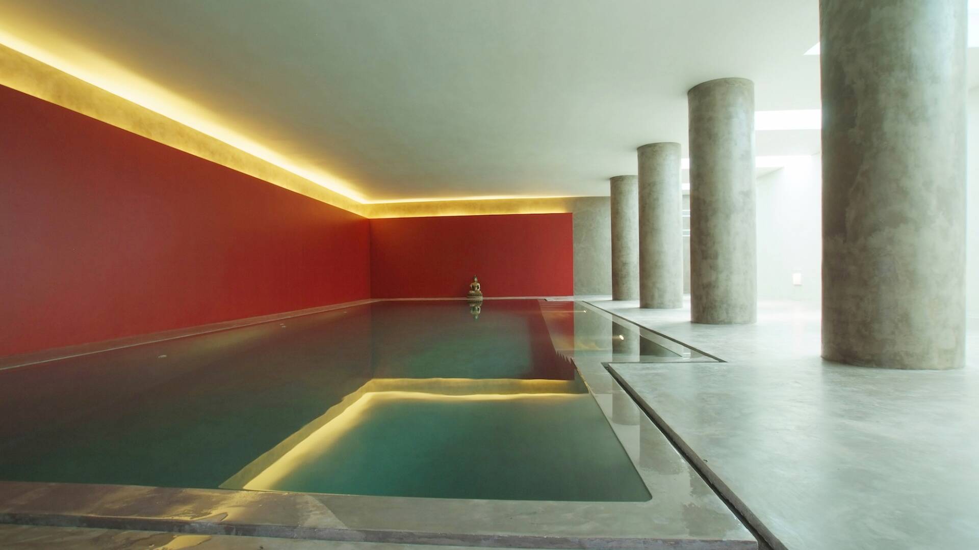 indoor heated swimming pool
