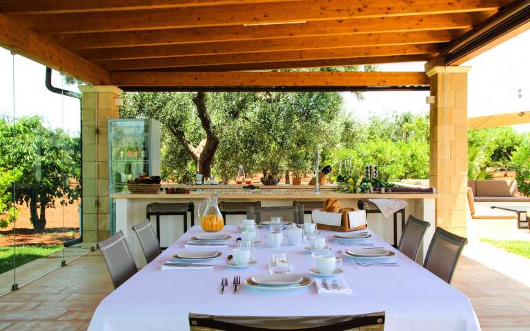 al fresco dining area