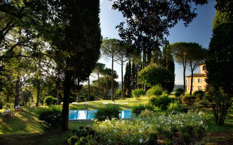 luxury villa rental near Florence