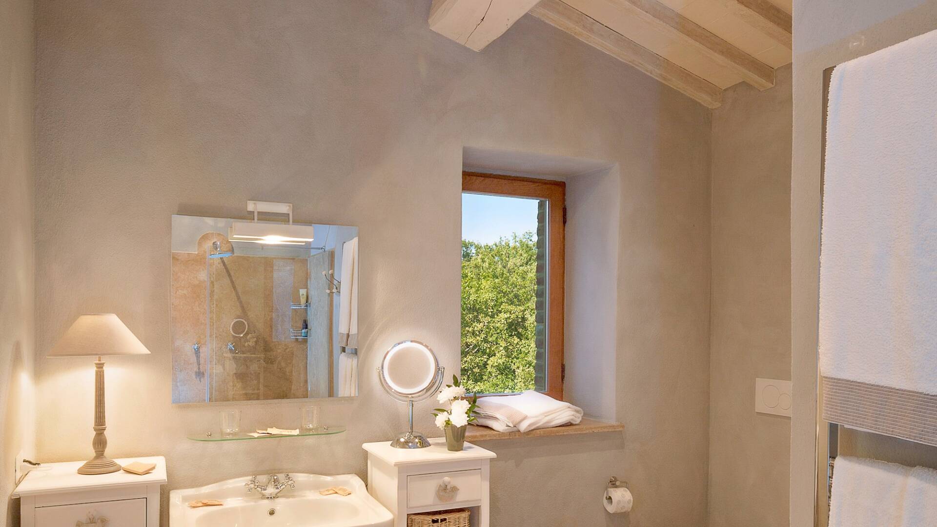 elegant bathroom