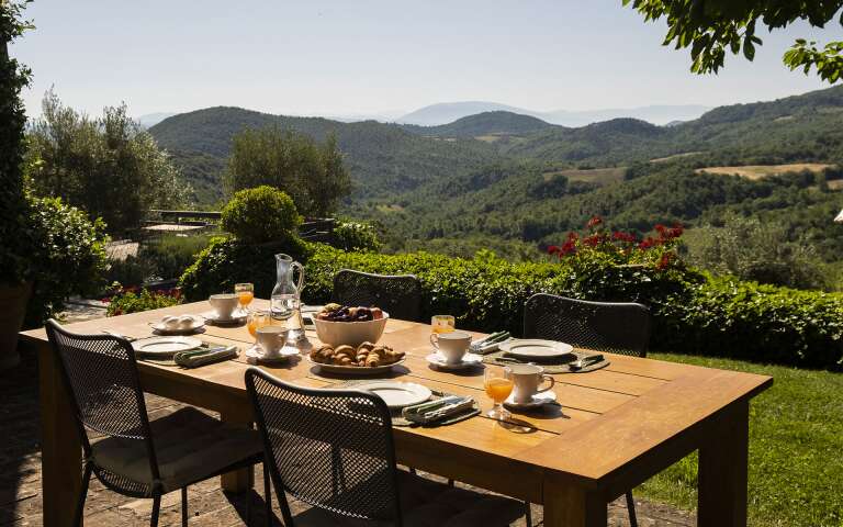 breakfast with countryside view