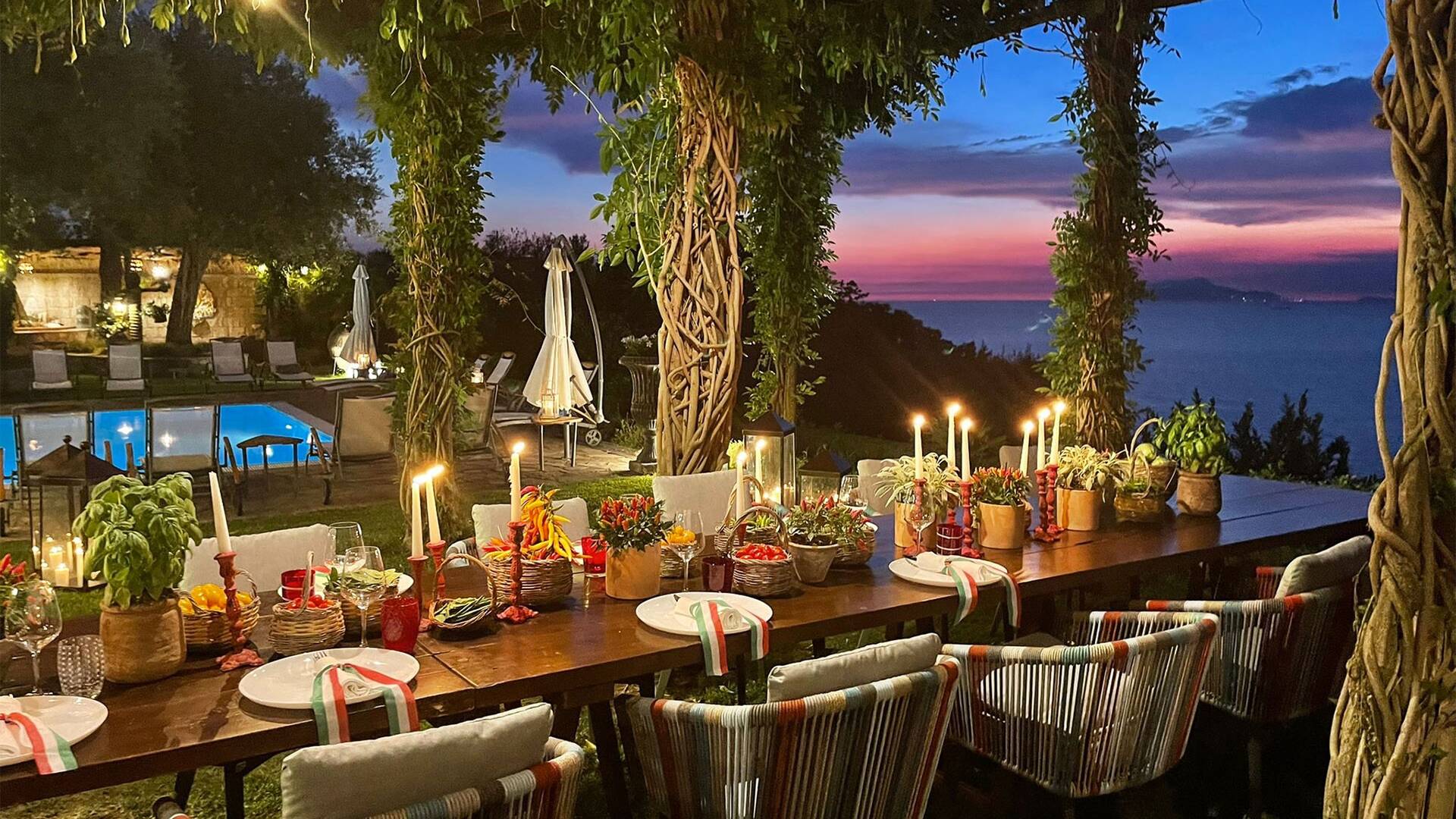 al fresco candlelit dinner