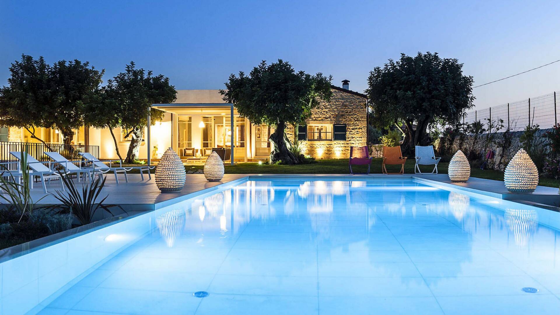 luxury villa for rent in Sicily