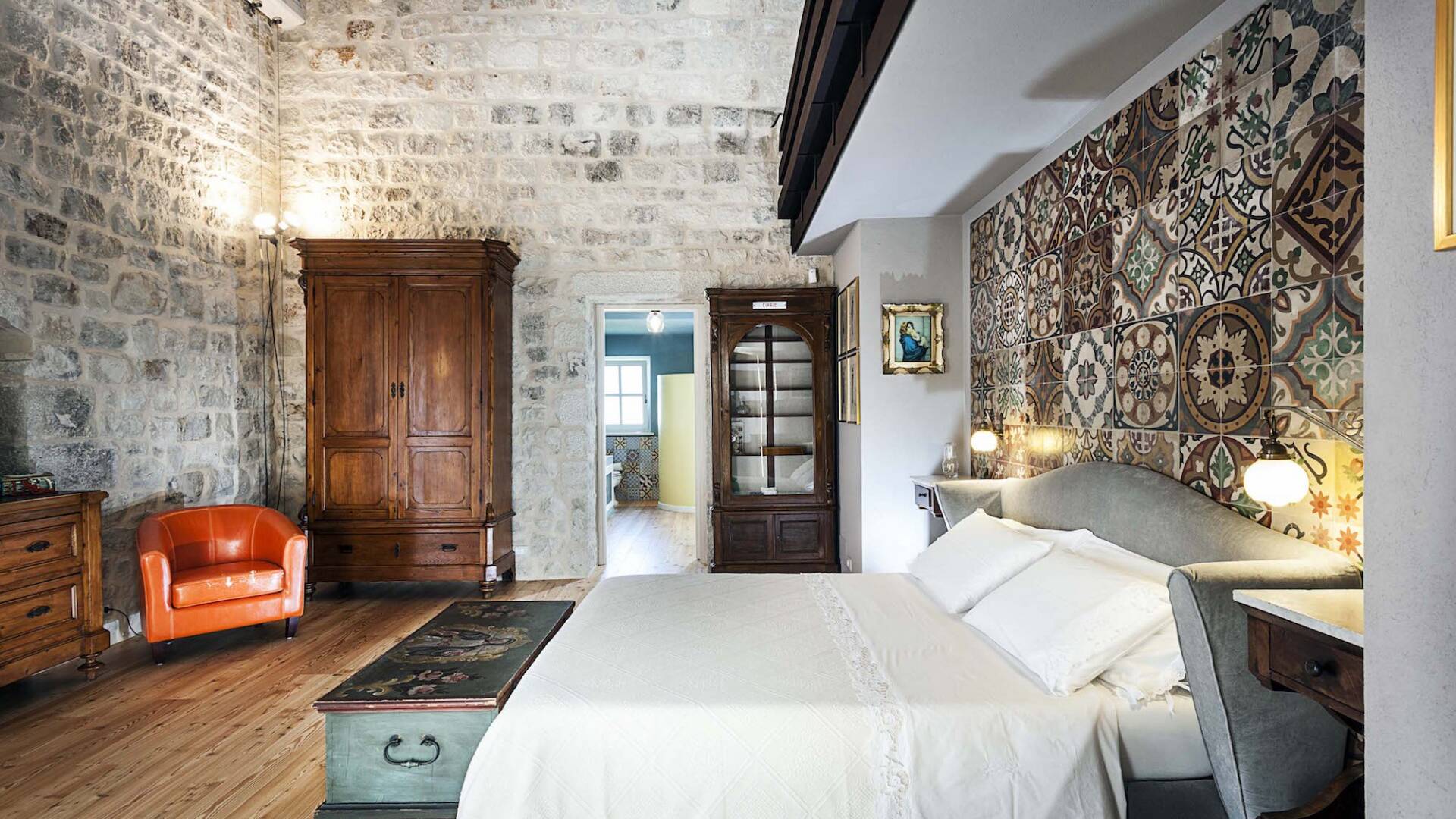 bedroom 2, master
