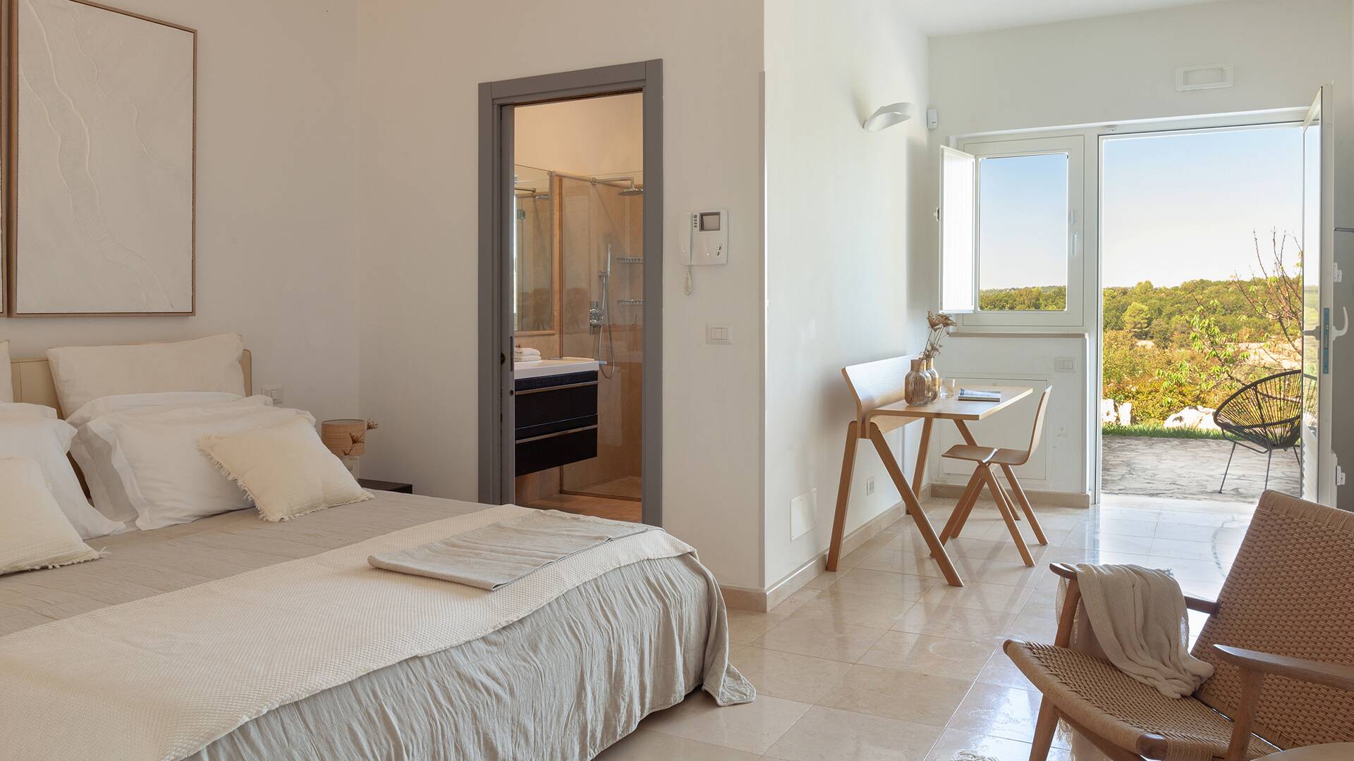 en suite double bedroom