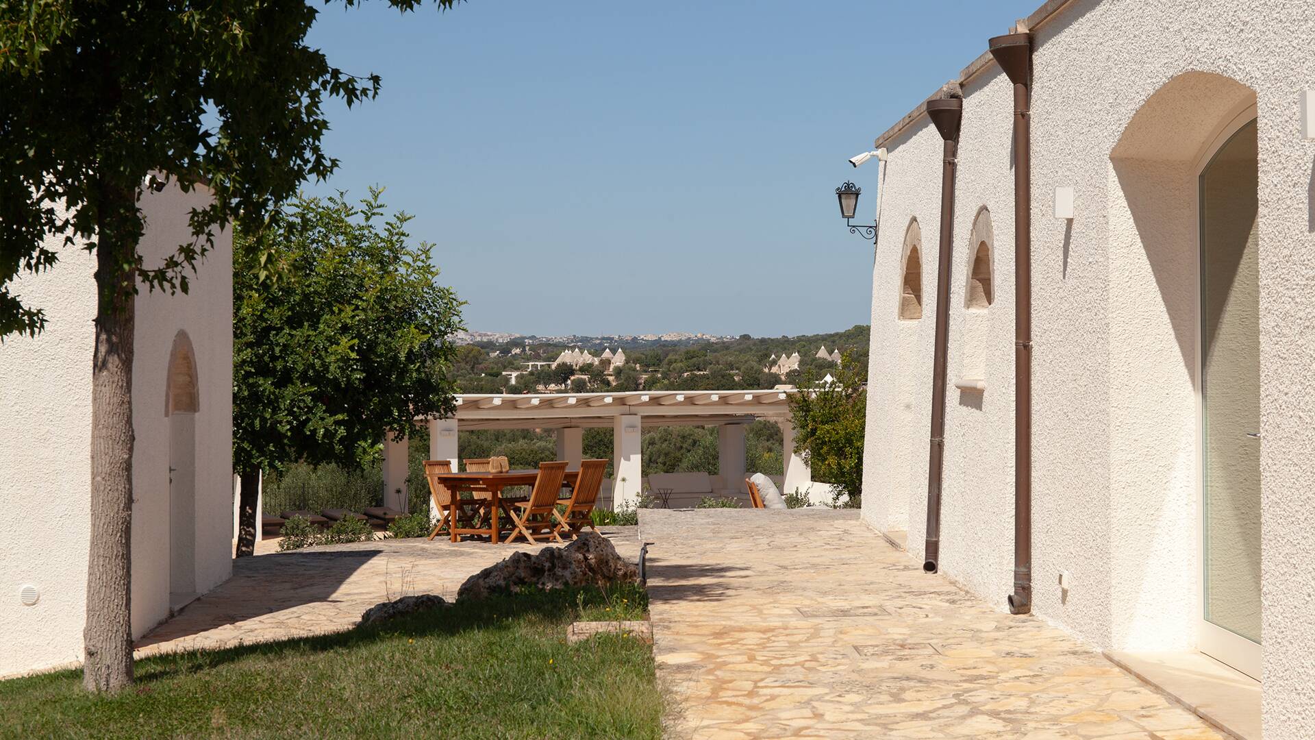 garden of the villa