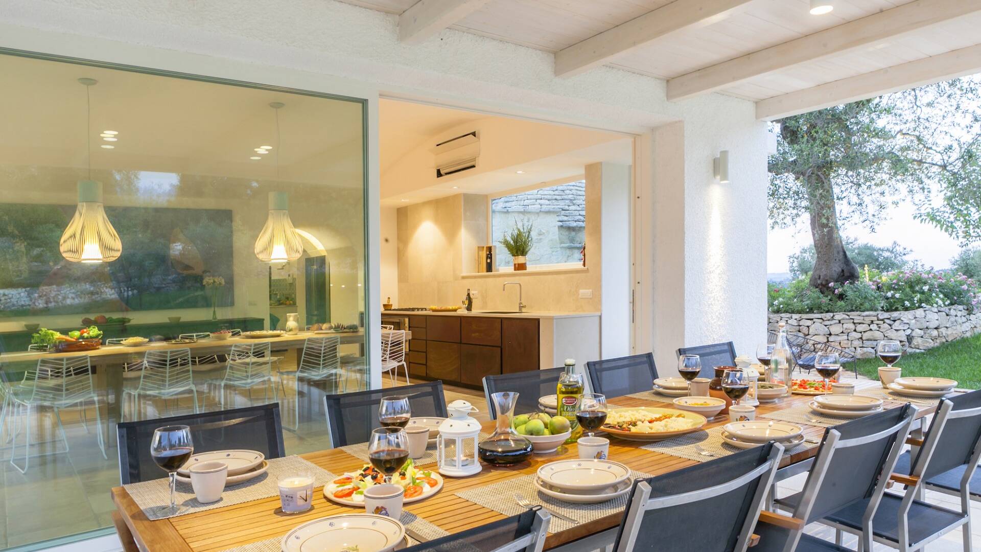 outdoor covered dining area