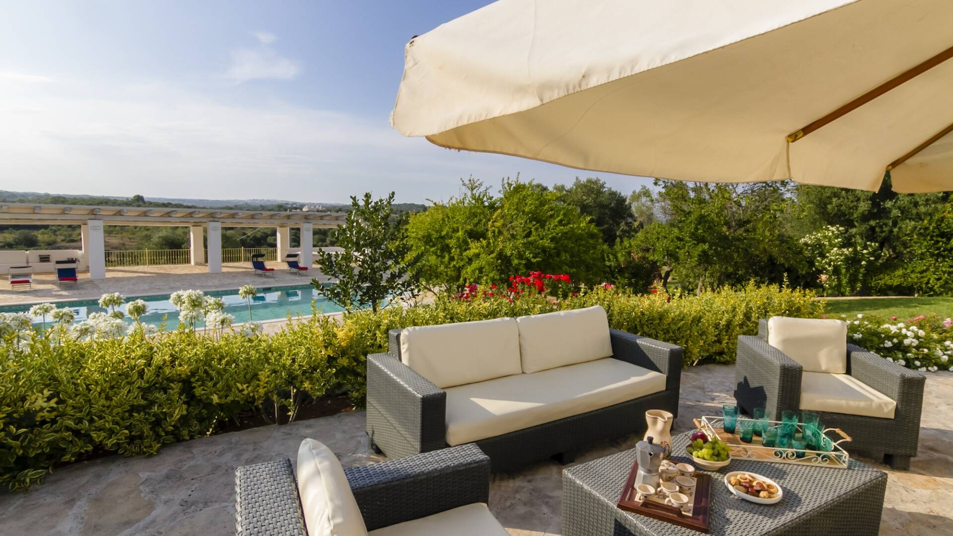 outdoor dining area