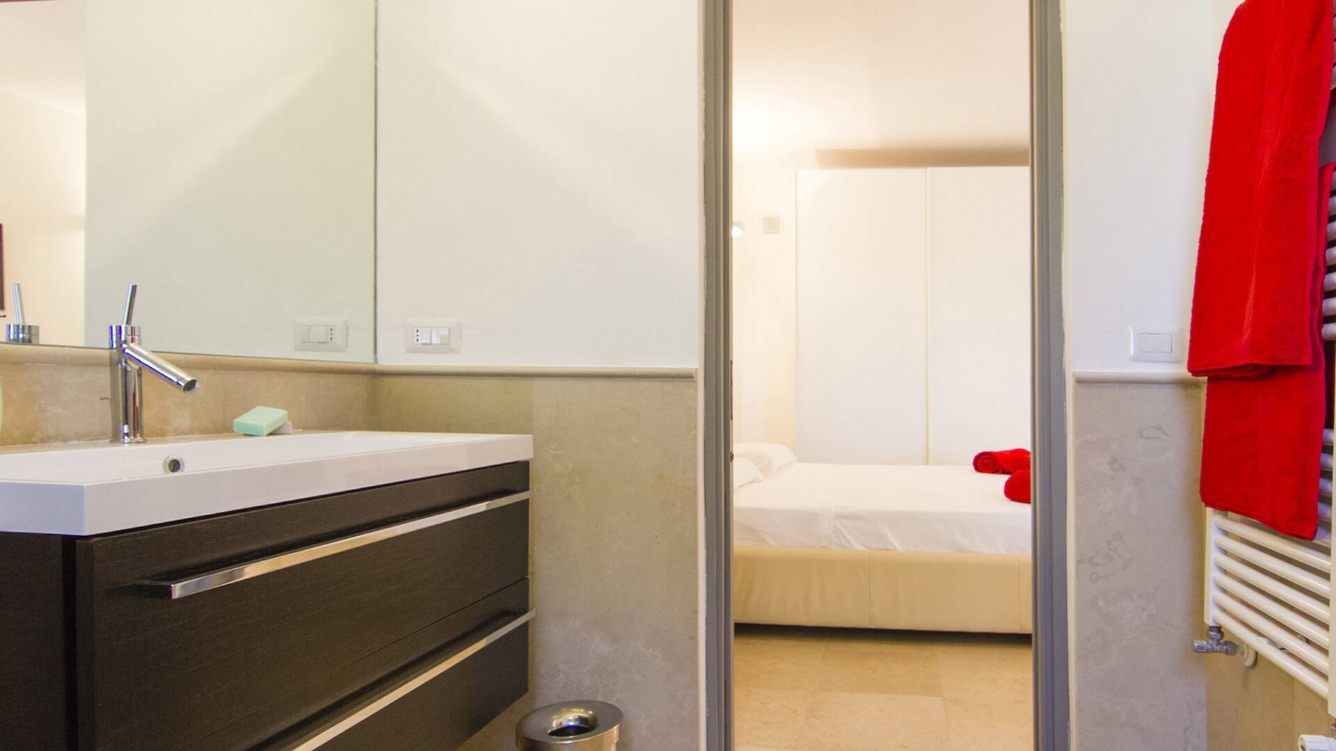 guest house, en suite bathroom