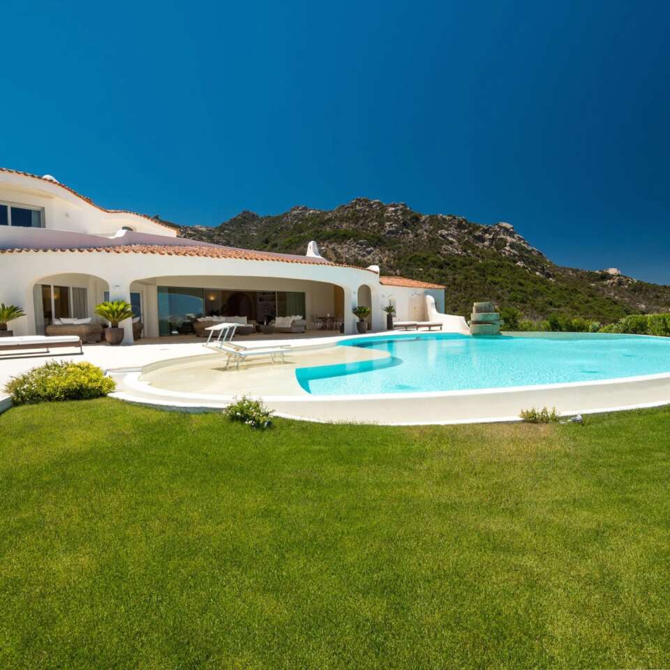 swimming pool of Preziosa