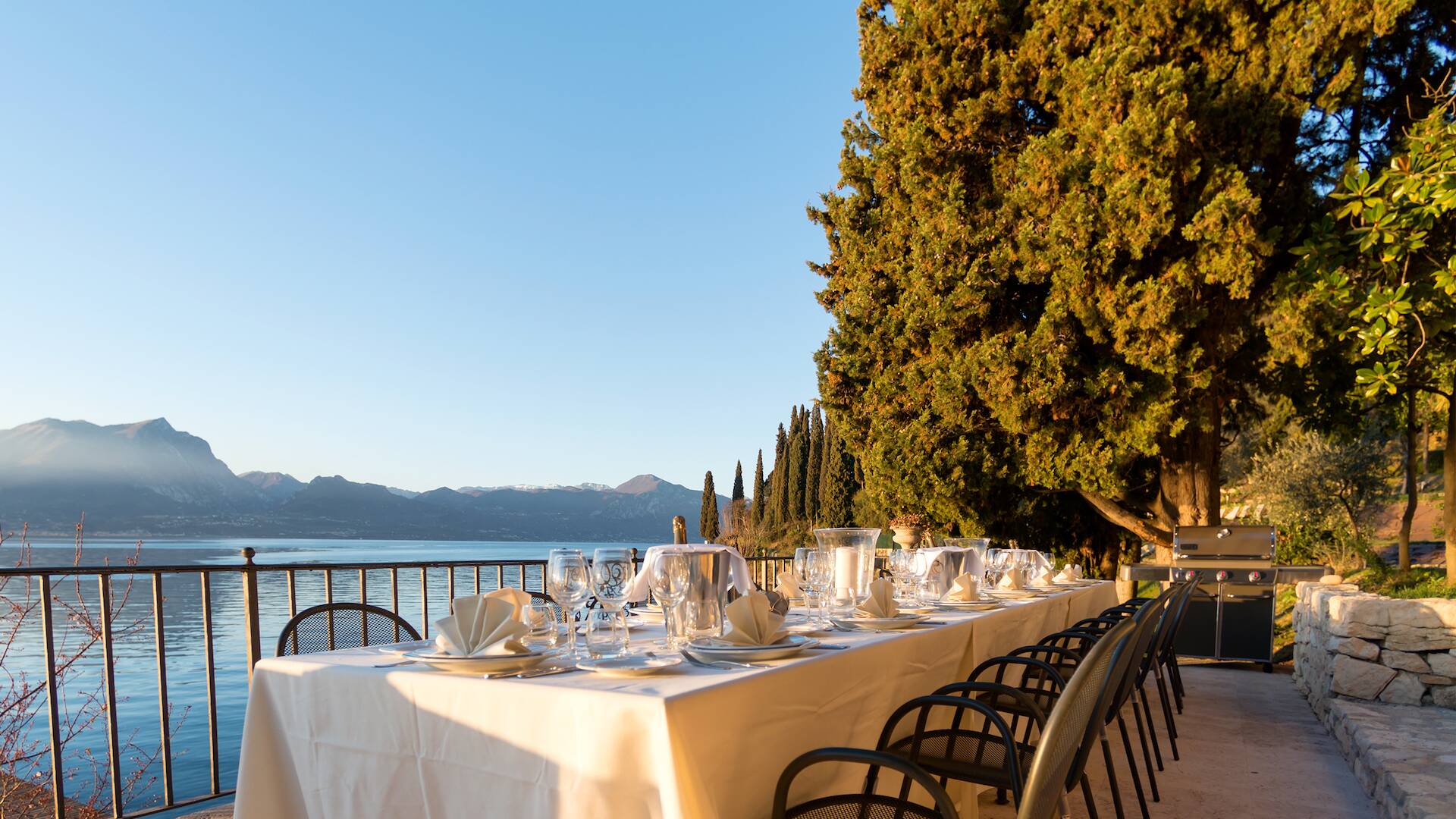 BBQ and outdoor terrace overlooking the lake