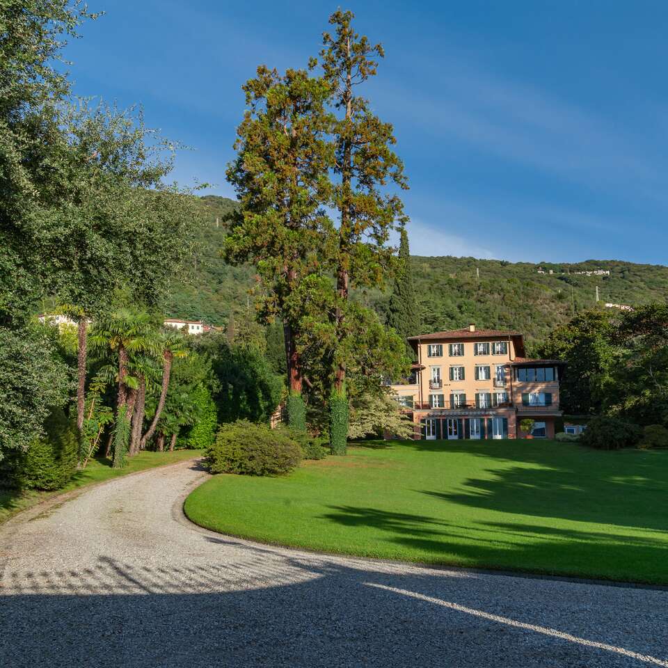 luxury vacation rentals Como lake