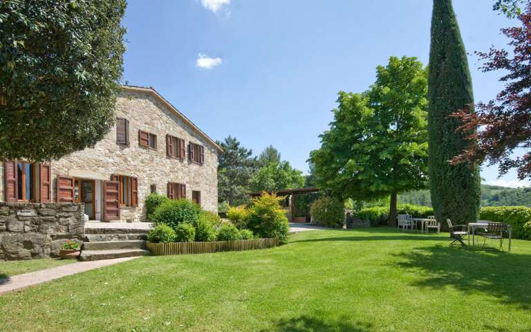 large family villa to rent in Umbria