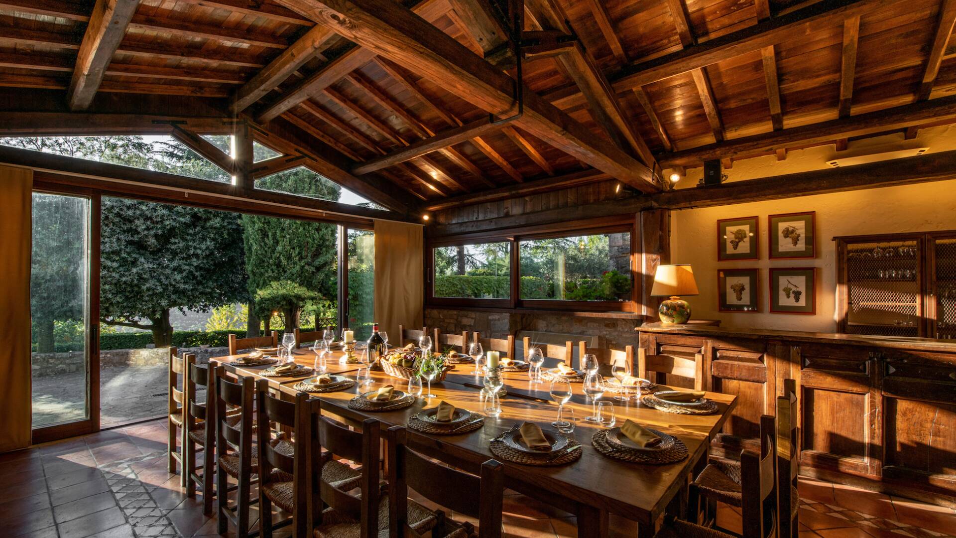 dining room opening onto the garden