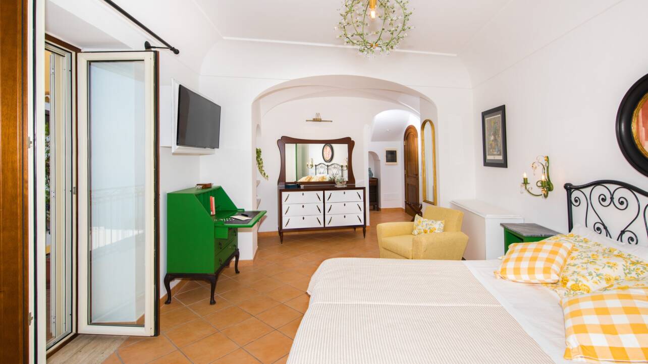 Luxury villa Nettuno for rent in Amalfi Coast, Positano Home In Italy