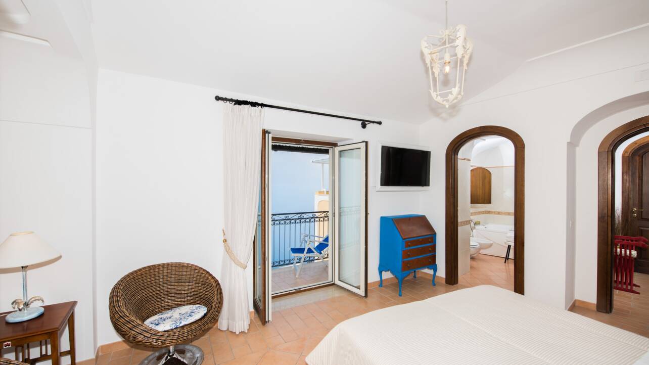 Luxury villa Nettuno for rent in Amalfi Coast, Positano Home In Italy