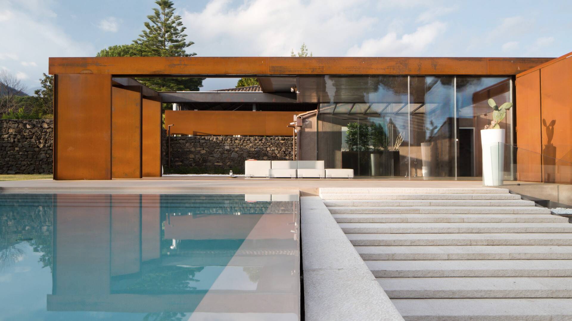 luxury villas in Italy, Sicily, private swimming pool