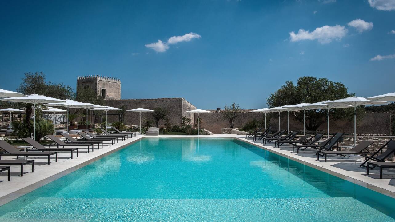 Luxury villa Mediterranea for rent in Sicily, Noto Home In Italy