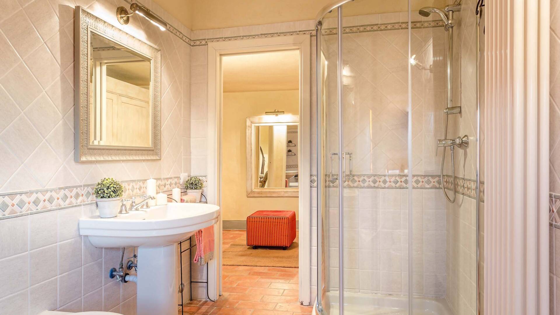 Suite Edera, en suite bathroom