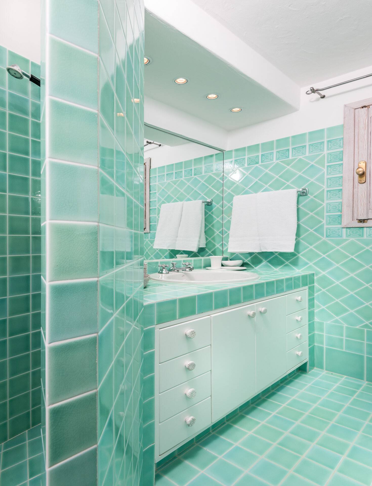 en suite bathroom
