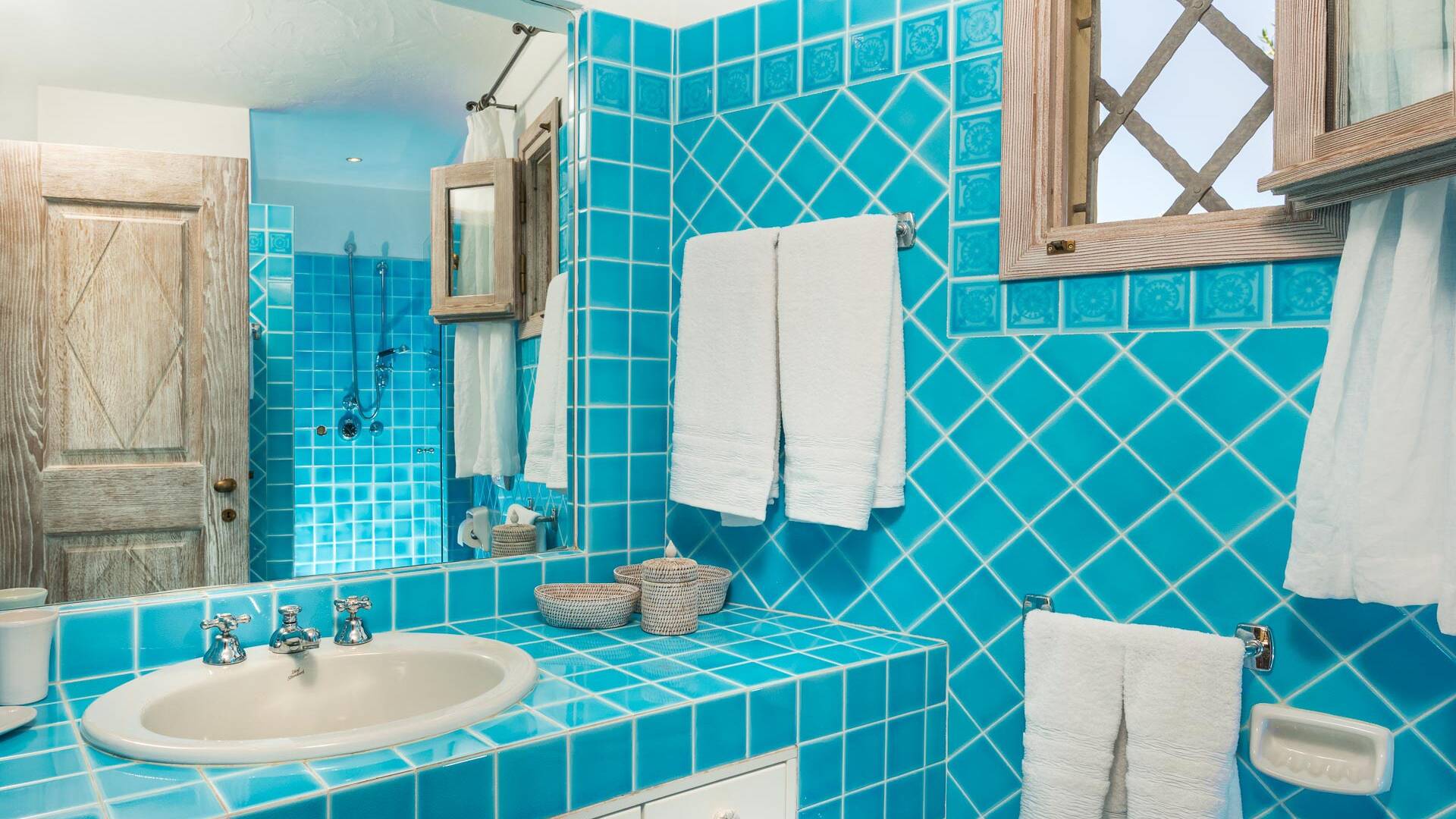 en suite bathroom
