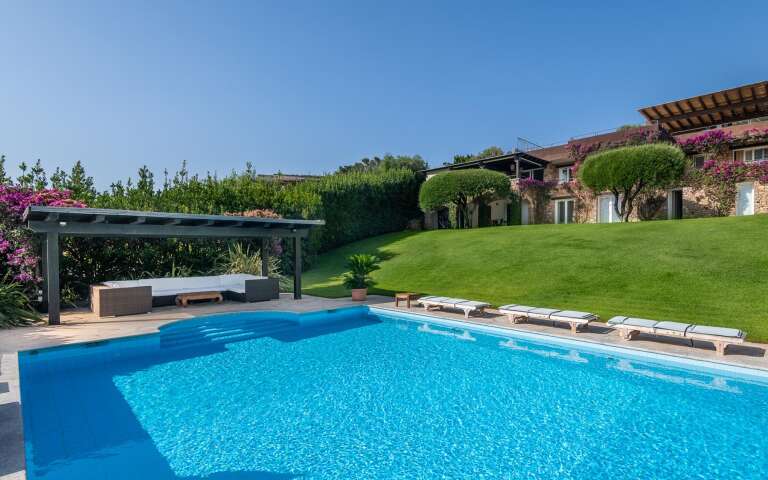 luxury villa Passiflora with private swimming pool