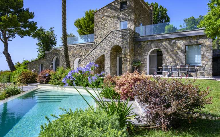 luxury villa La Pietra