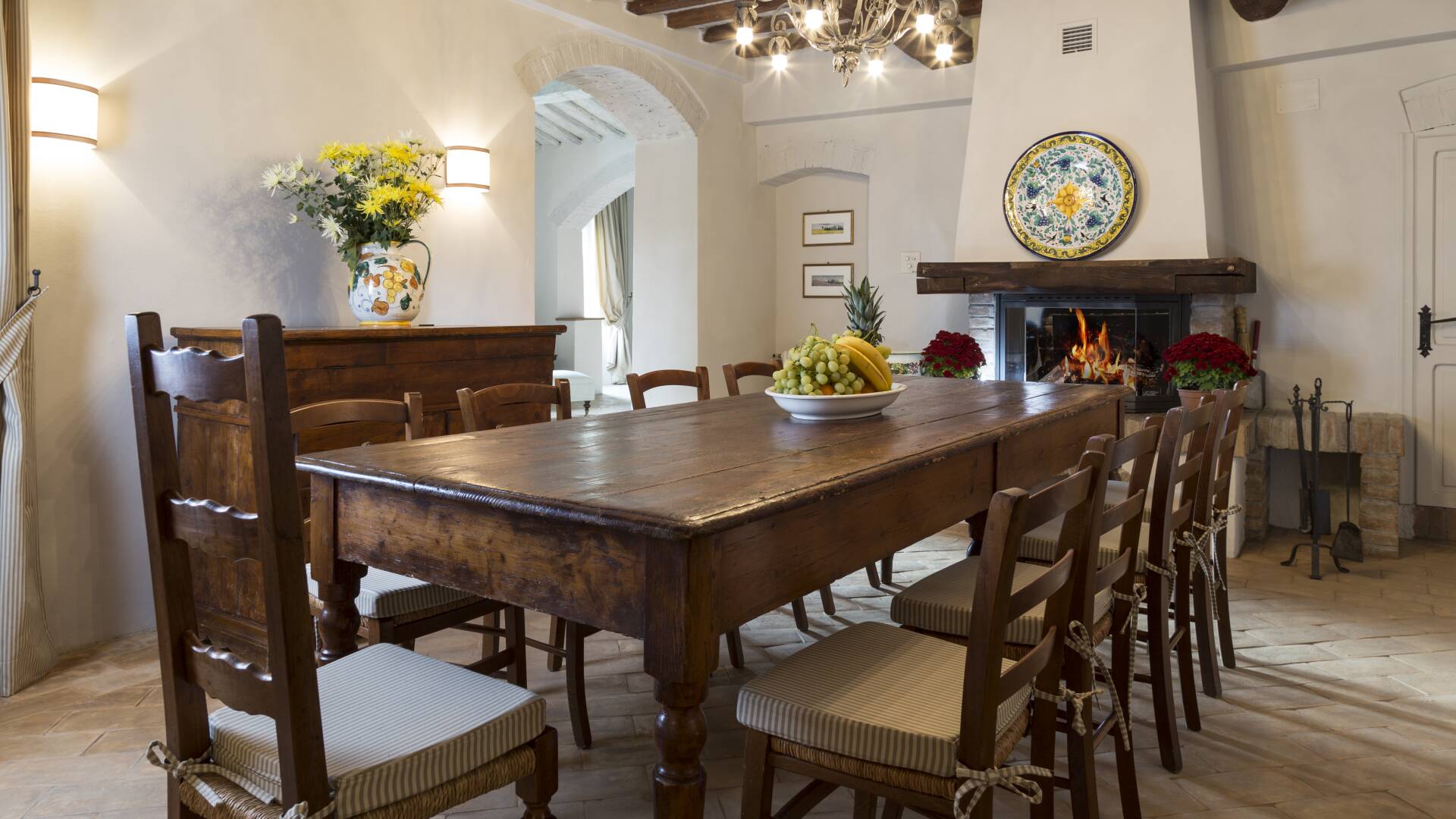 dining room with fireplace