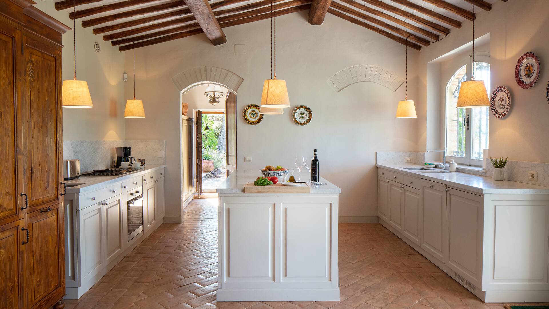 fully-equipped kitchen with cooking island