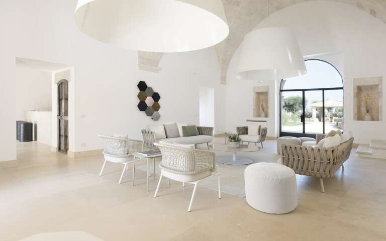 living room, modern villa for rent