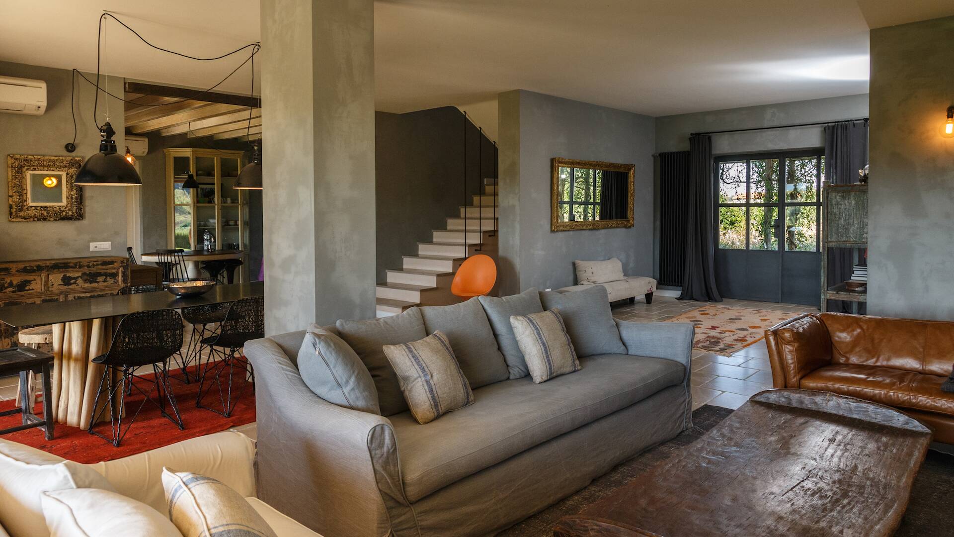 main villa, living room