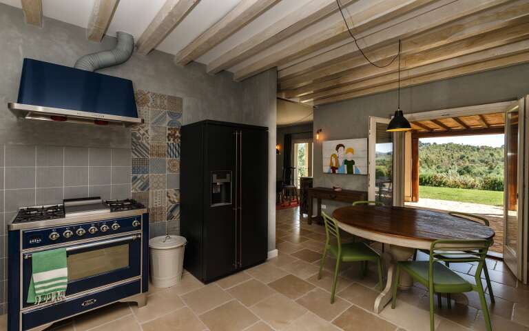 main villa, kitchen