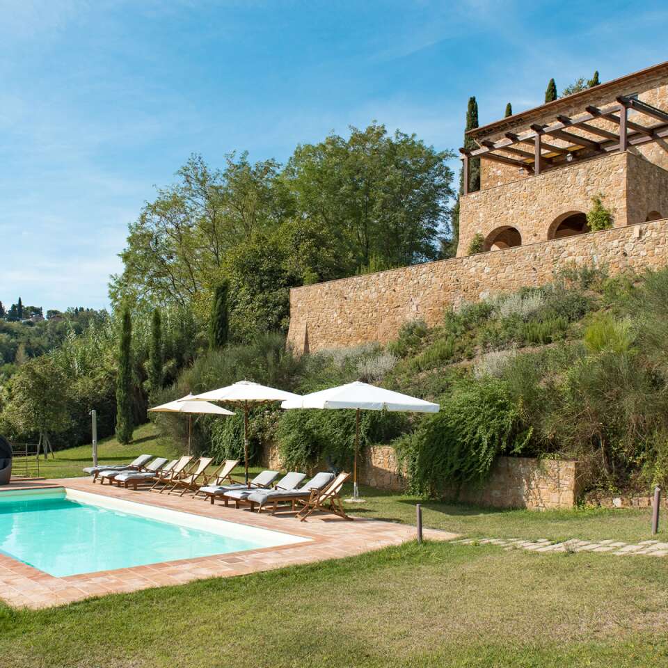 luxury villa Delfi for rent in Tuscany