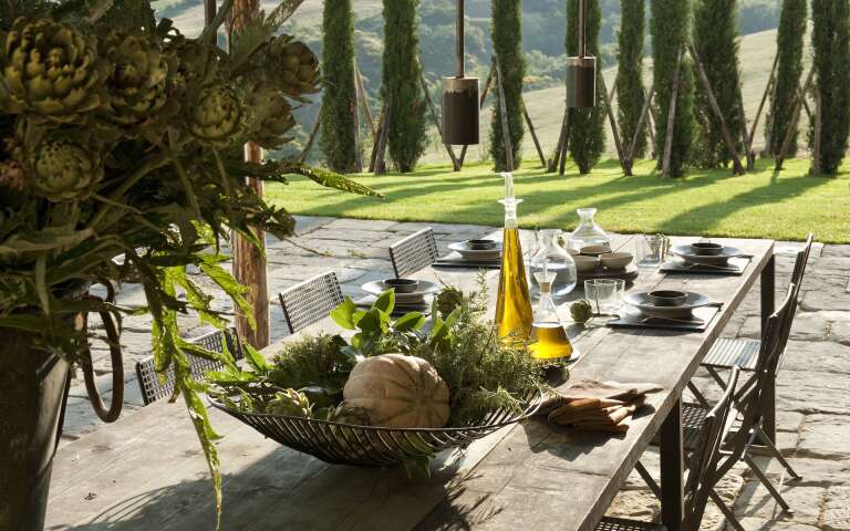 outdoor al fresco dining