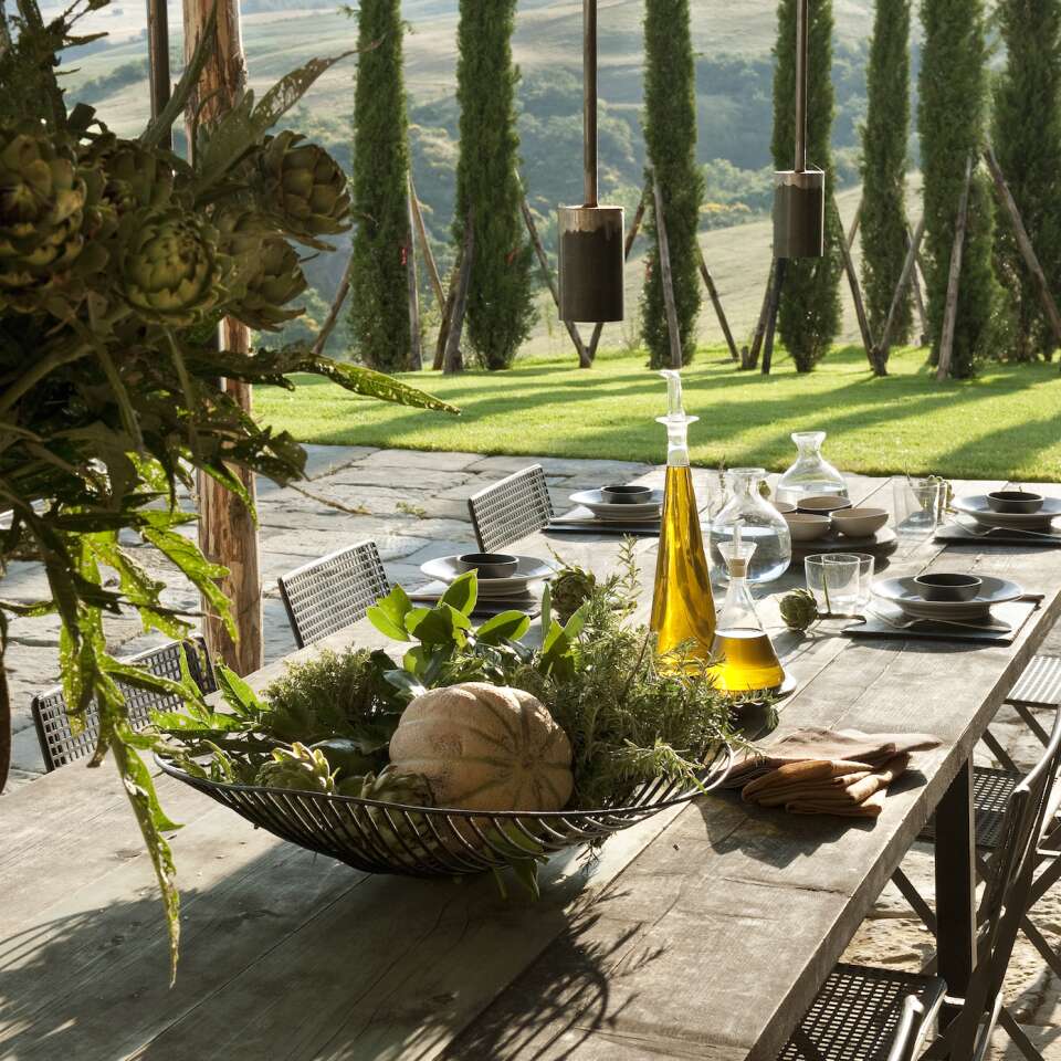 outdoor al fresco dining