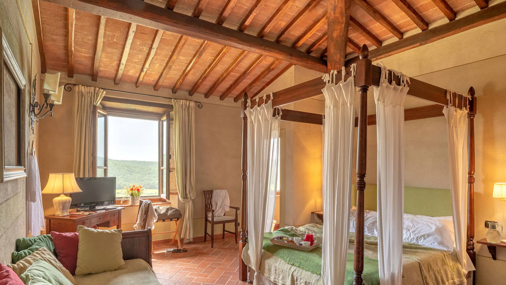 luxury villa Merlini for weekly rental 